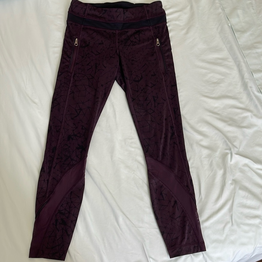 Lululemon leggings size 4
